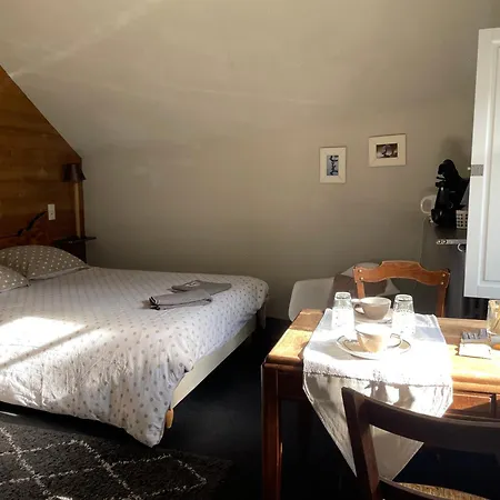 Privatunterkunft Les Remparts *