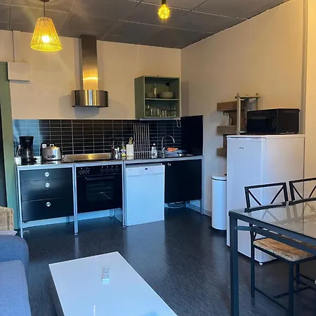 Les Remparts Homestay